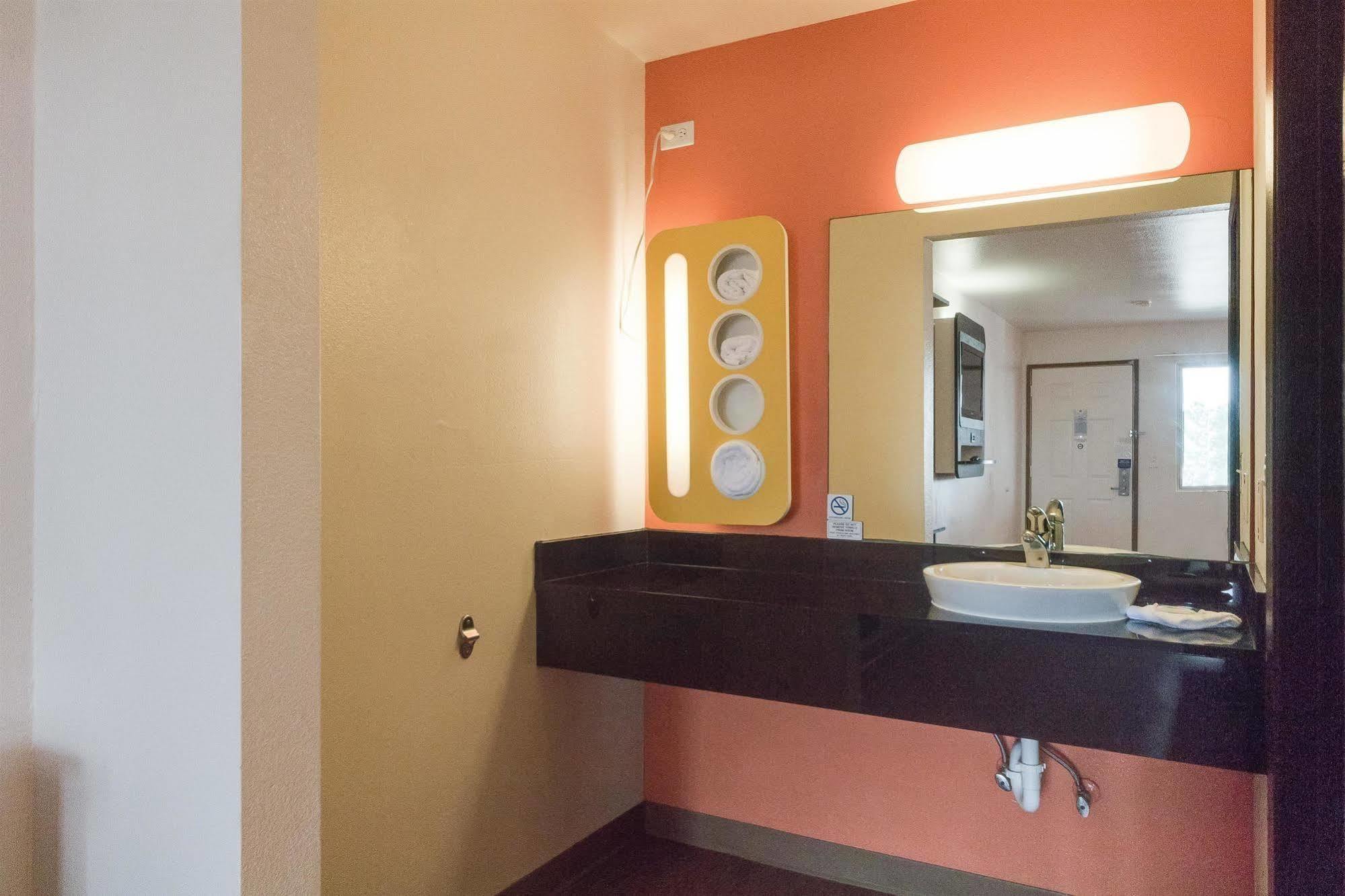 Motel 6-Brownsville, Tx North 외부 사진