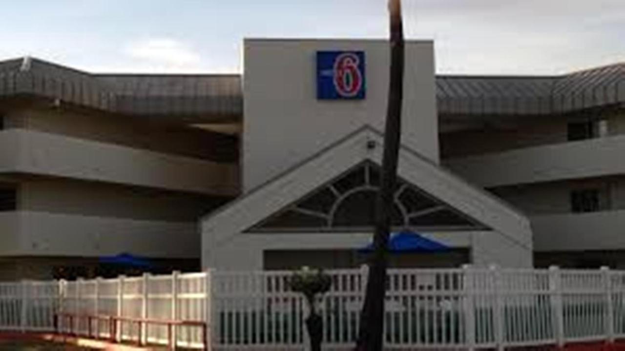 Motel 6-Brownsville, Tx North 외부 사진